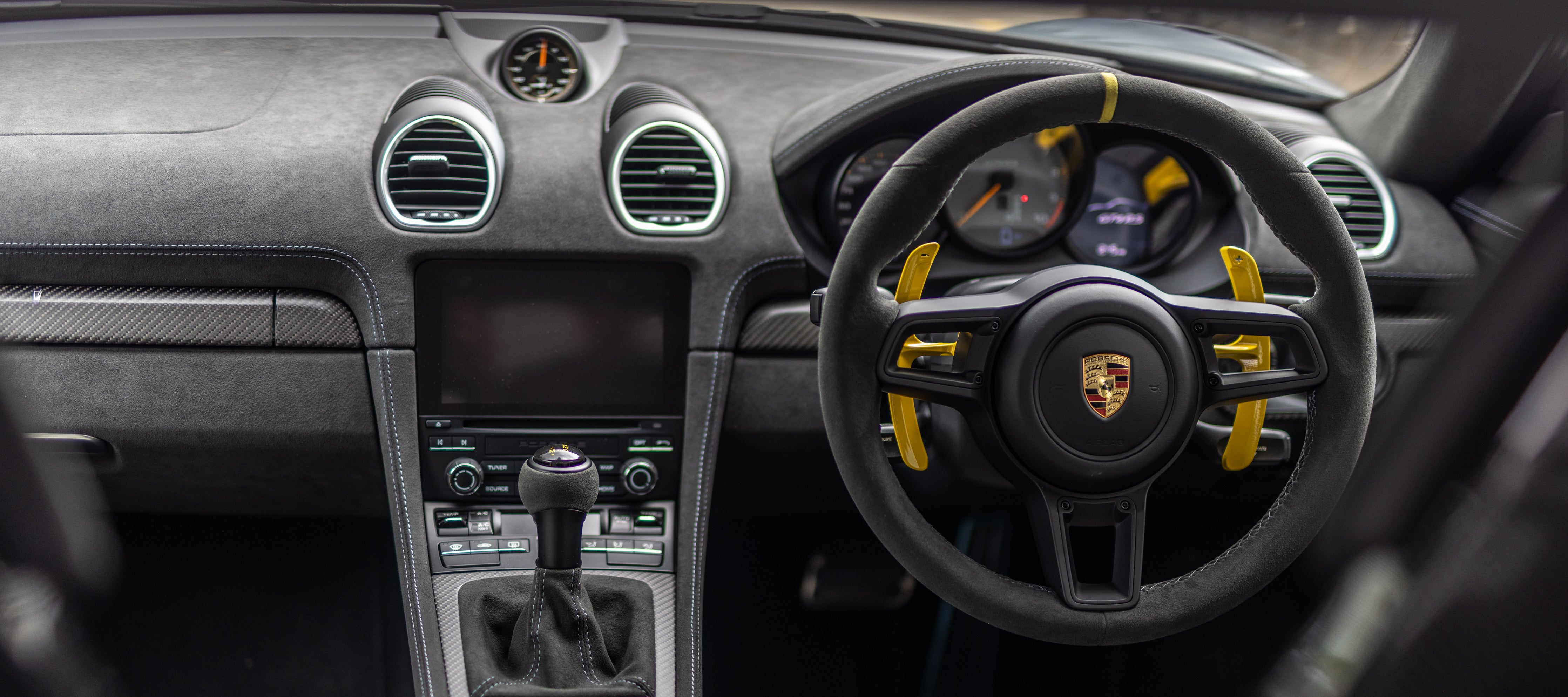 JCR 718 GT4 RS PROJECT - INSTALMENT 02 (INTERIOR)