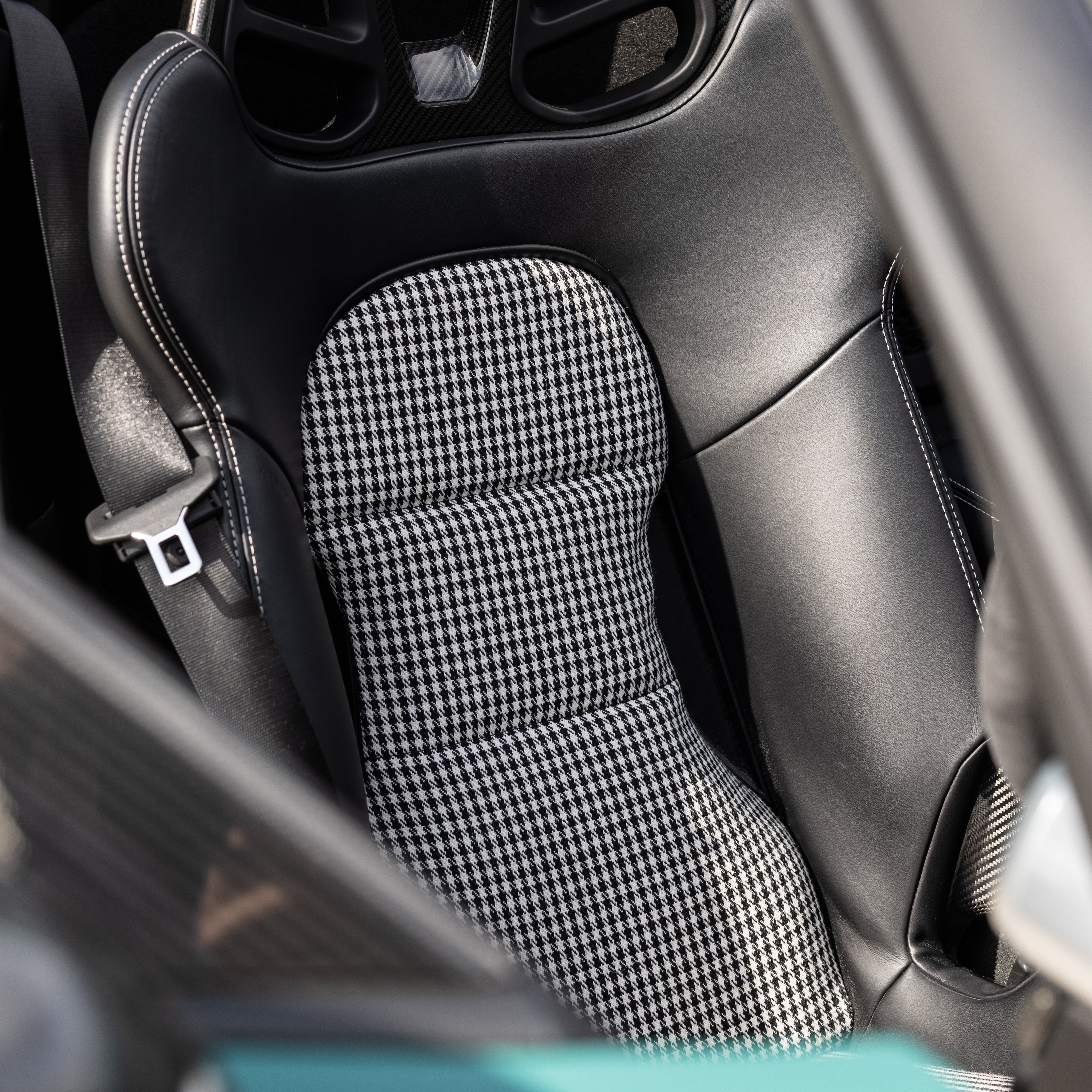 JCR SEAT CUSHION COVERS (918 / SPEEDSTER BUCKETS - CLASSIC PEPITA)